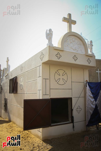 استعدادات مقابر شهداء  الكنيسه البطرسية (3)