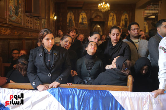 صلاة الجنازة على شهداء الكنيسة البطرسية (18)