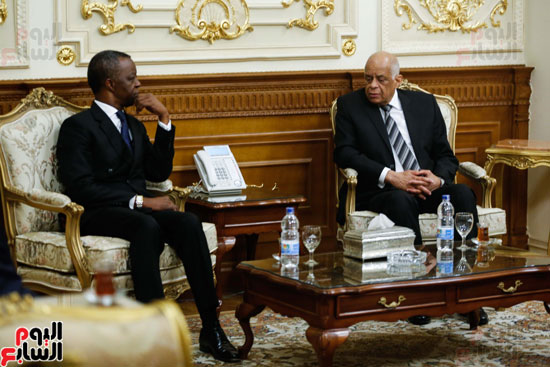 رئيس البرلمان الافريقي مع علي عبد العال رئيس المجلس 
