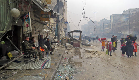 نازحون سوريون فى أحياء شرق مدينة حلب