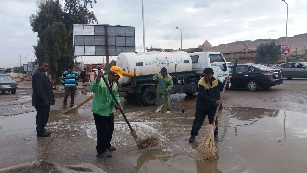 شفط مياه الأمطار من طريق مصر إسكندرية والسودان (6)
