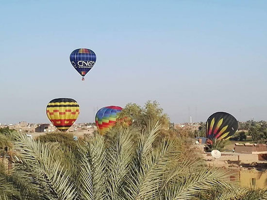              مطار البالون الطائر غرب الأقصر يشهد انطلاق فعاليات المهرجان الدولى الأول للبالون