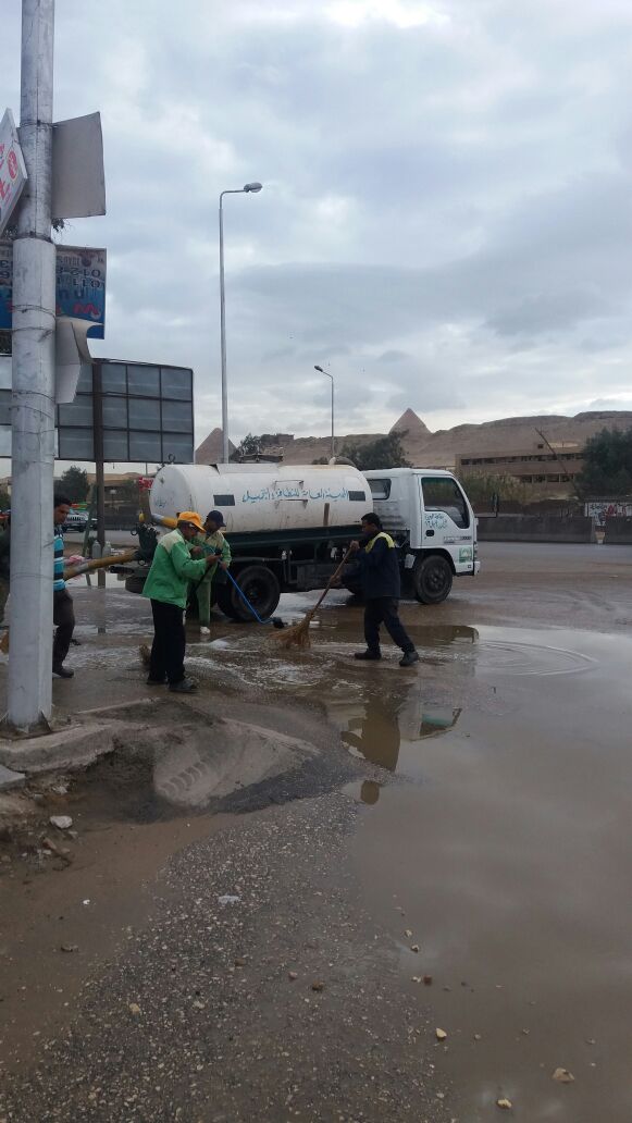 شفط مياه الأمطار من طريق مصر إسكندرية والسودان (4)