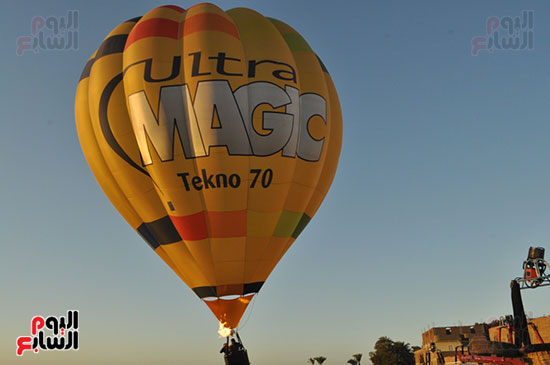        البالون "ماجيك" يحلق فى سماء محافظة الأقصر