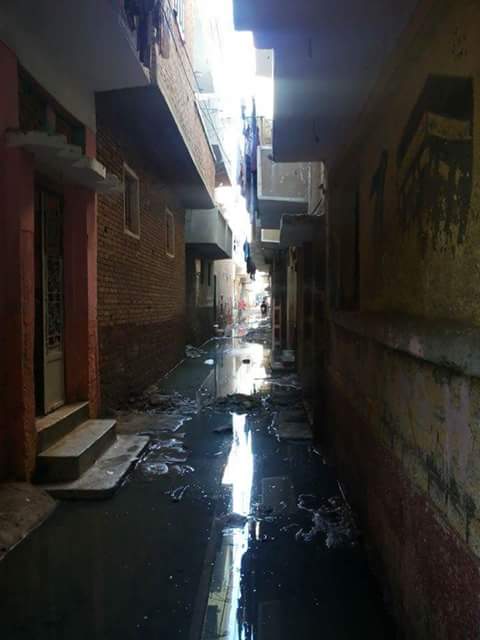 مياه الصرف فى شوارع القرية
