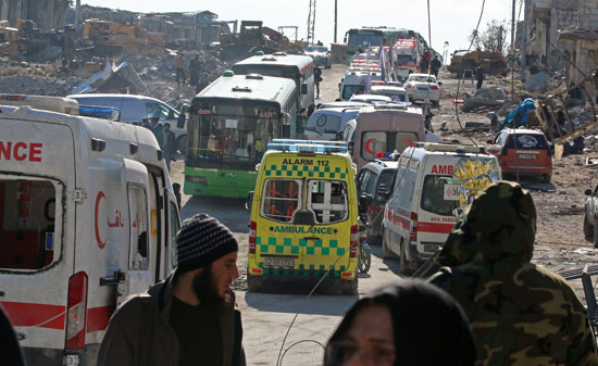 خروج المدنيين والجرحى من الأحياء المحاصرة