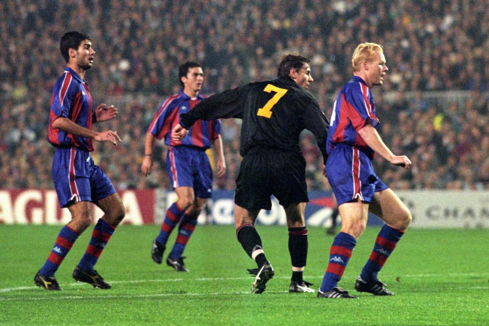 كومان بقميص برشلونة كومان بقميص برشلونة
