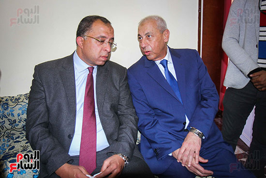 أبو هشيمة و3 وزراء ومحافظ أسوان يفتتحون إعادة إعمار قرية توشكى (17)