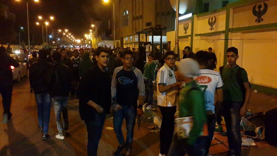 اجواء مباراة المصري والاهلي من امام استاد بورسعيد3
