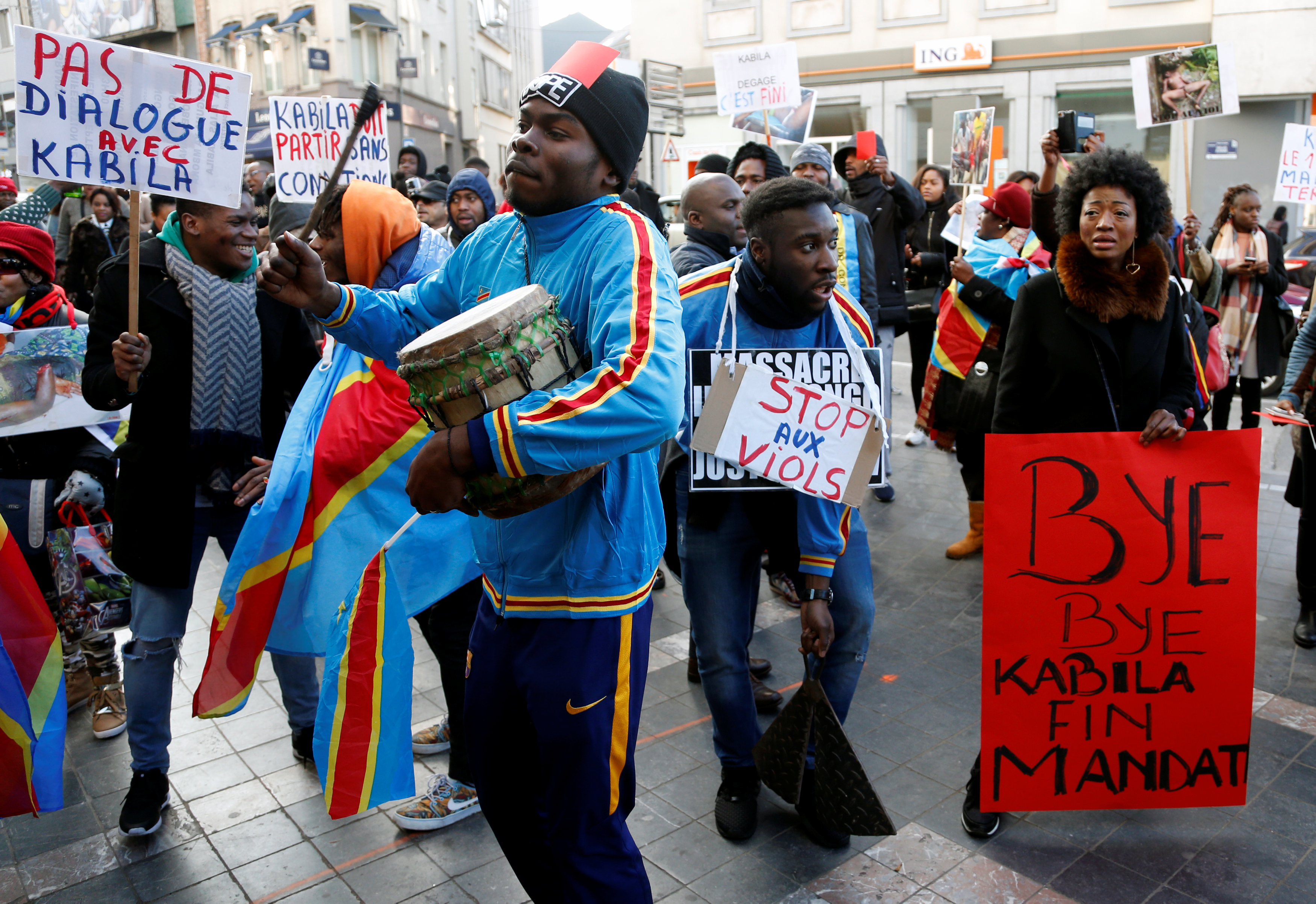 احتجاجات فى الكونغو تطالب بتنحى الرئيس الكونغولى
