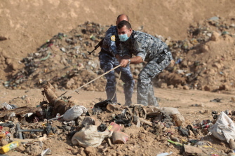 الشرطة العراقية تكتشف مقبرة جماعية في العموصل