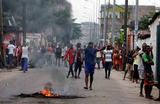 اشتباكات بين متظاهرين والشرطة فى الكونغو (2)