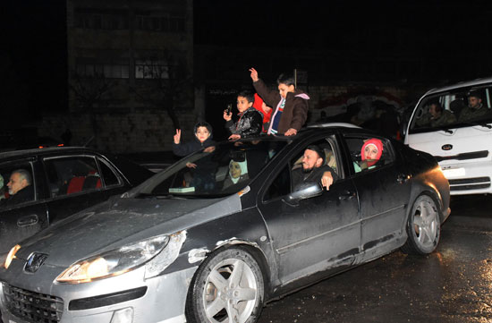 سوريون يحتفلون بتحرير حلب