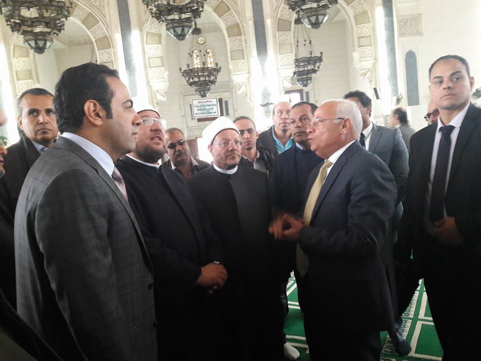 جولة وزير الاوقاف والمفتي بالمجمع الاسلامي