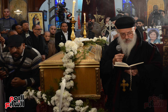 جنازة الشهيدة إيزيس فارس الضحية 27 لحادث الكنيسة البطرسية  (30)