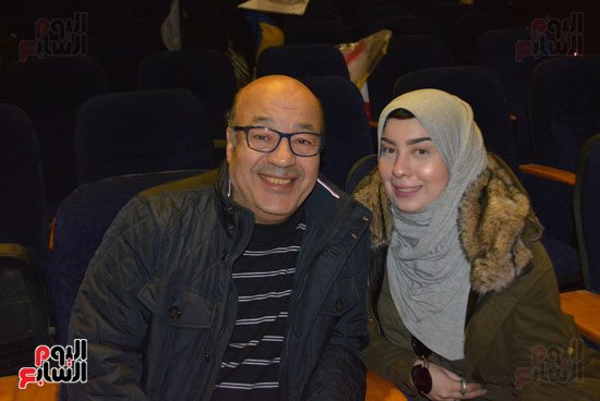 الفنان حجاج عبد العظيم وابنته المذيعة الشابة دنيا حجاج