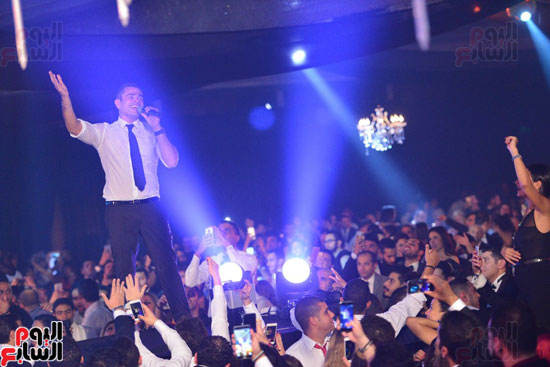 ·        عمرو دياب و الجمهور