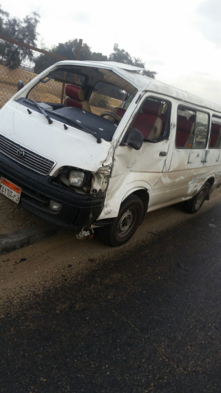 حادث تصادم 4 سيارات بطريق الإسماعيلية الصحراوى