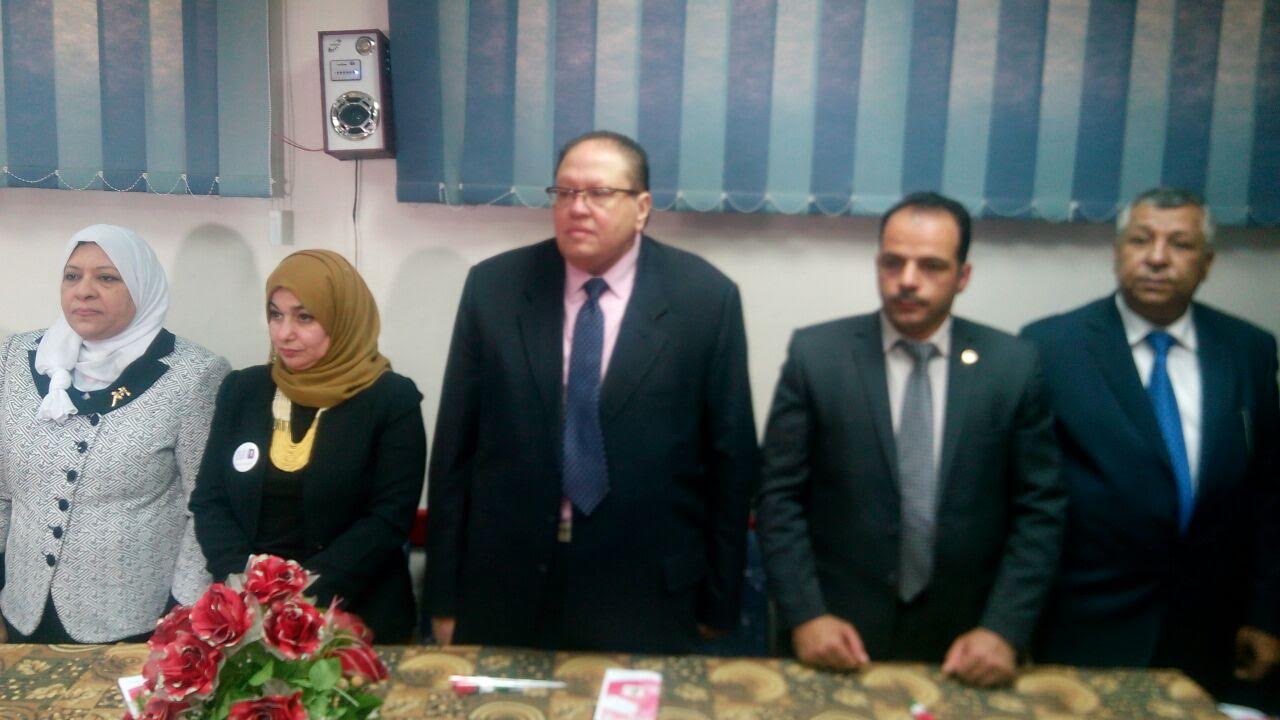 رئيس اتحاد الناشرين المصريين خلال افتتاح معرض المنصورة