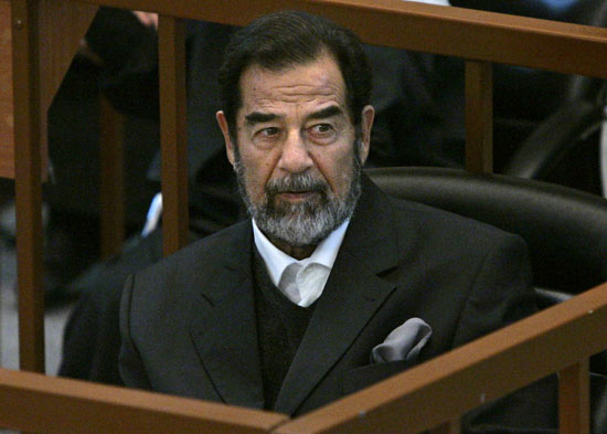 صدام حسين، خلال محاكمته فى بغداد فى 28 نوفمبر 2008