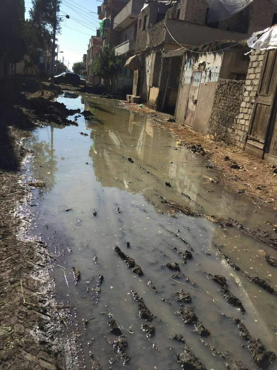 شوارع قرية الوزارية تغرق بمياه الامطار