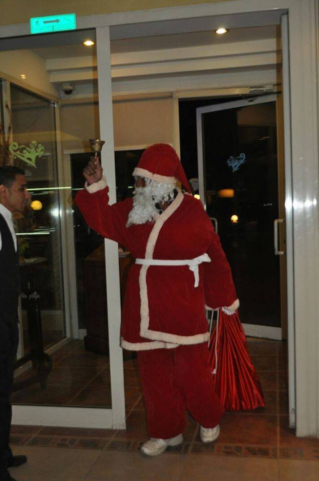 2- بابا نويل يظهر في فنادق ومطاعم الأقصر قبيل احتفالات رأس السنة