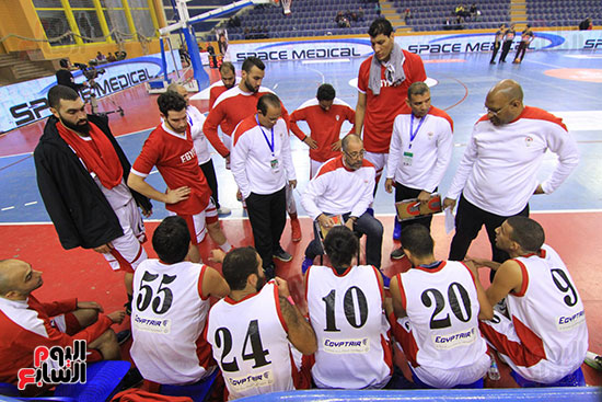 مصر و البحرين  افتتاح البطولة العربية للسلة (16)