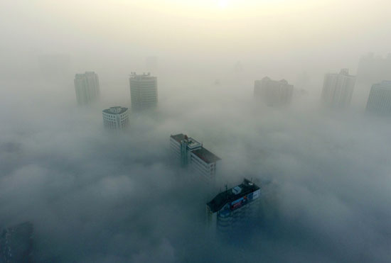 ضباب دخانى فى مدينة شيانجيانج الصينية