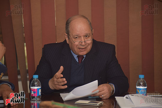  أحمد أبو العزم، رئيس قسم التشريع بمجلس الدولة (6)