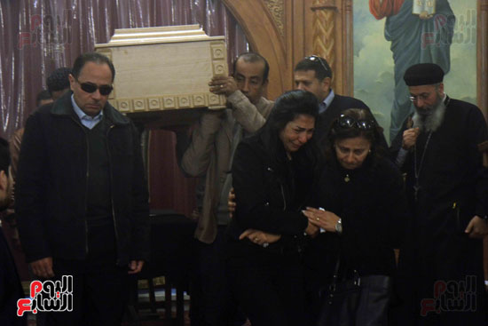جنازة يارا مضيفة الطائرة  المصرية المفقودة1) (18)