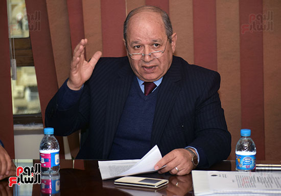  أحمد أبو العزم، رئيس قسم التشريع بمجلس الدولة (5)