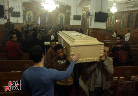 جنازة يارا مضيفة الطائرة  المصرية المفقودة1) (20)