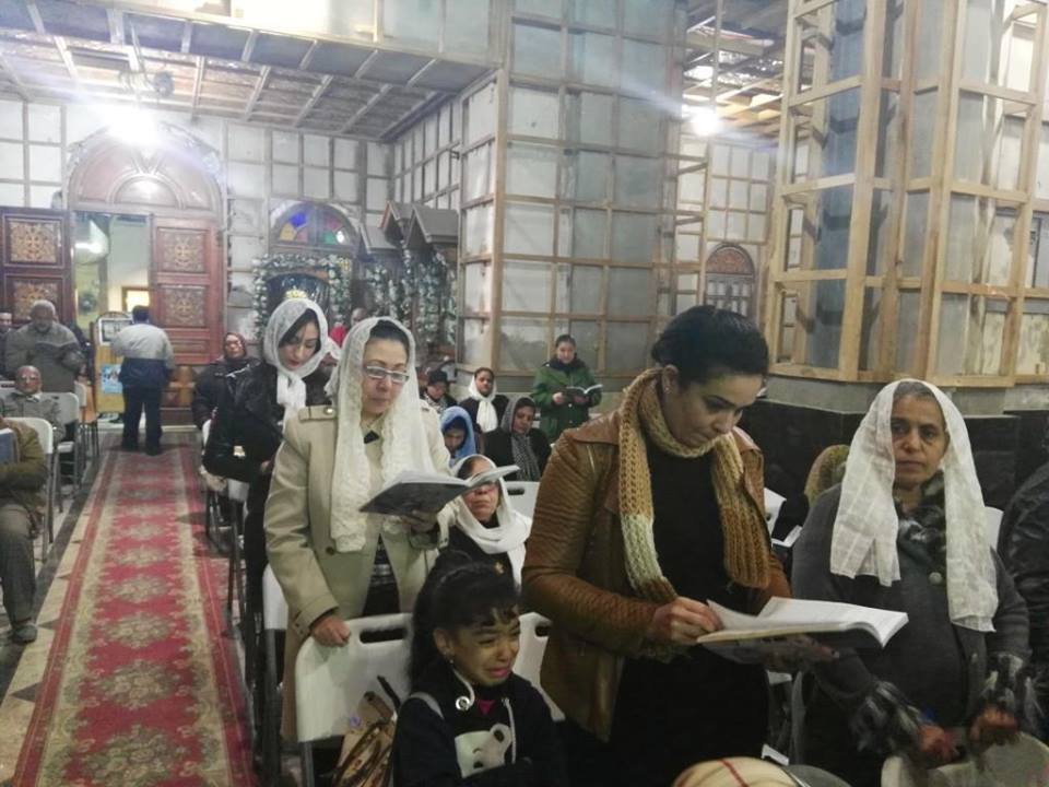 5-توافد الآلاف على كنائس بورسعيد لأداء قداس رأس السنة