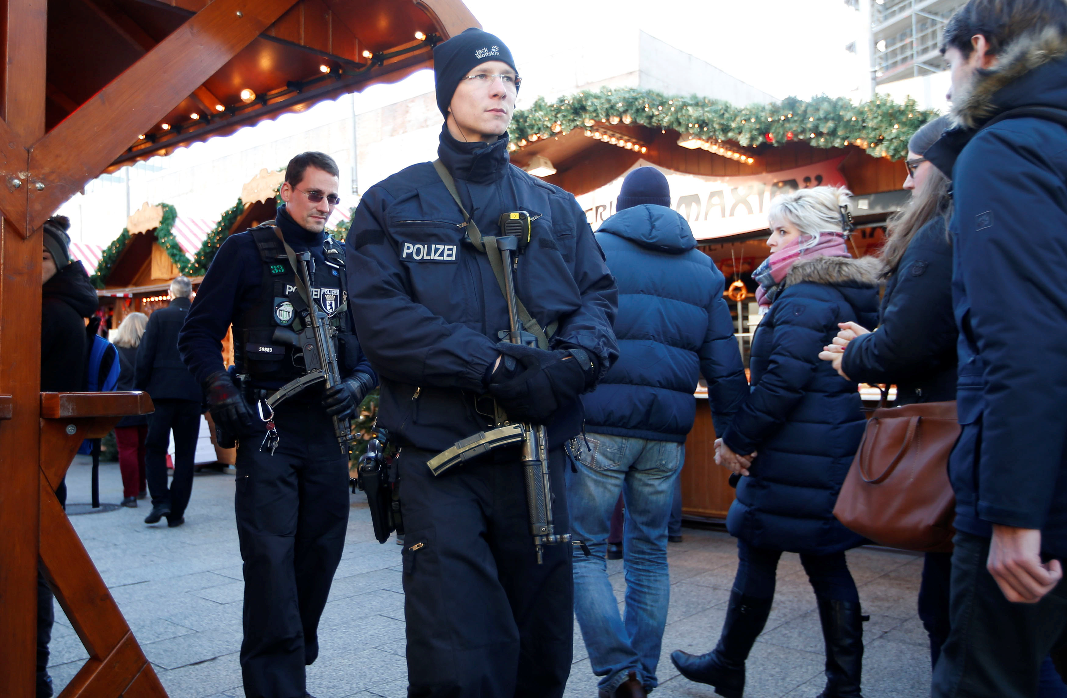 3- قوات الأمن فى شوارع ألمانيا