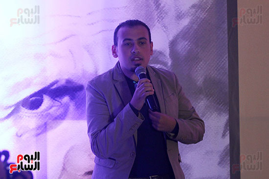 أحد الشعراء الفائزين بجائزة أحمد فؤاد نجم