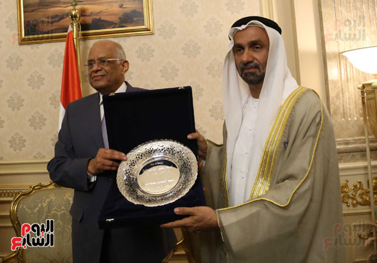 علي عبد العال يكرم احمد الجروان رئيس البرلمان العربي