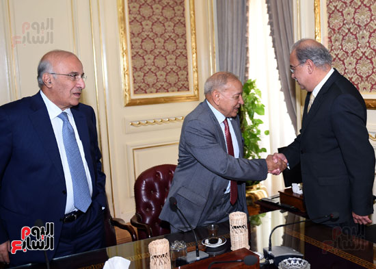 شريف اسماعيل يشهد توقيع اتفاقية الدواجن (9)