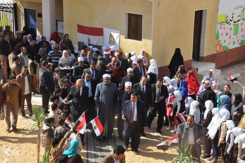 2- جانب من افتتاح معهد دينى بحضور شومان ومحافظ الوادى الجديد 