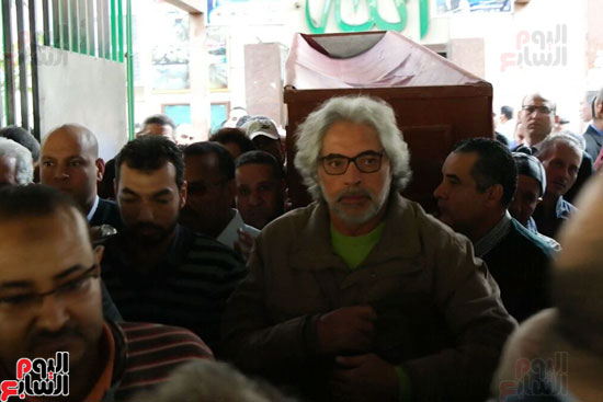 احمد ناجى يحضر مراسم تشييع جنازة الغزاوي 