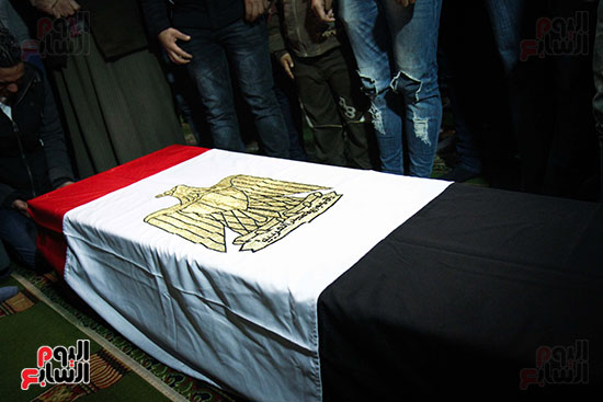 تشييع جثمان الملازم أحمد عز شهيد الهرم (5)