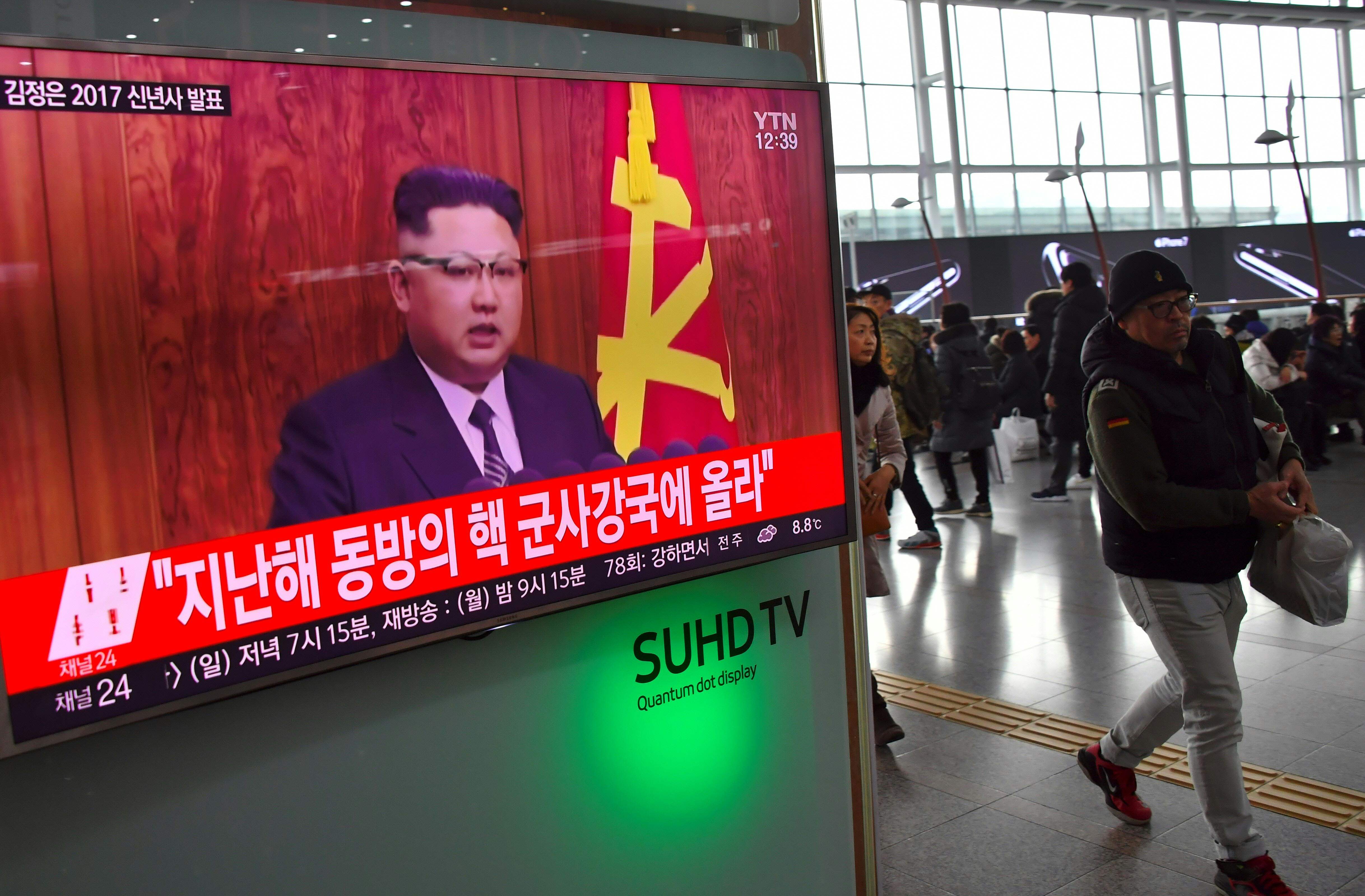  زعيم كوريا الشمالية يتحدث عن قرب اطلاق صاروخ بالستى 