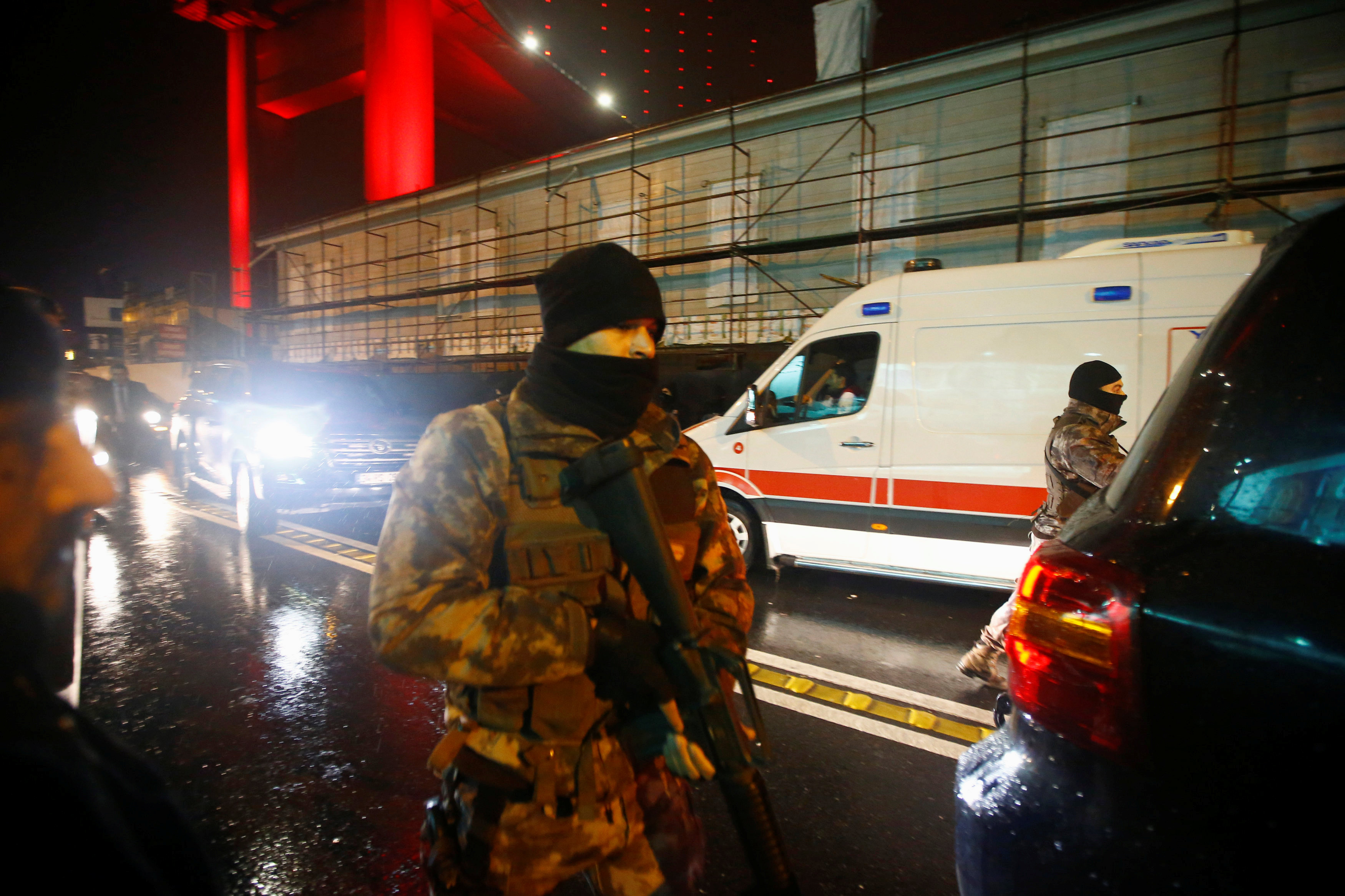 السلطات التركية باسطنبول