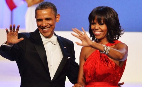 لحظات رومانسية جمعت باراك أوباما وميشال أوباما  (9)