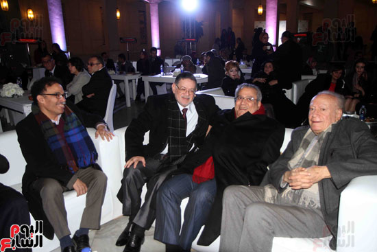 	الدكتور محمد عبد المطلب، والدكتور جابر عصفور، والكاتب ثروب الخرباوى، والدكتور خيرى دومة