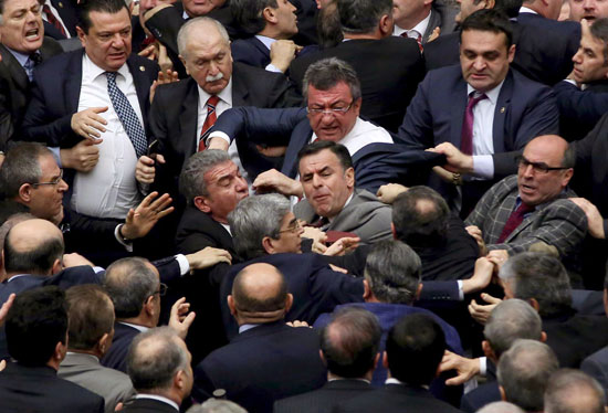 مشاجرات البرلمان التركى (2)