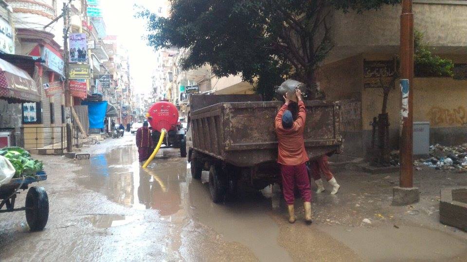 رفع ميااه الأمطار بشوارع دسوق