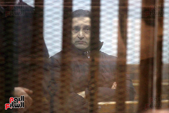 علاء مبارك يستمع لمرافعة الدفاع