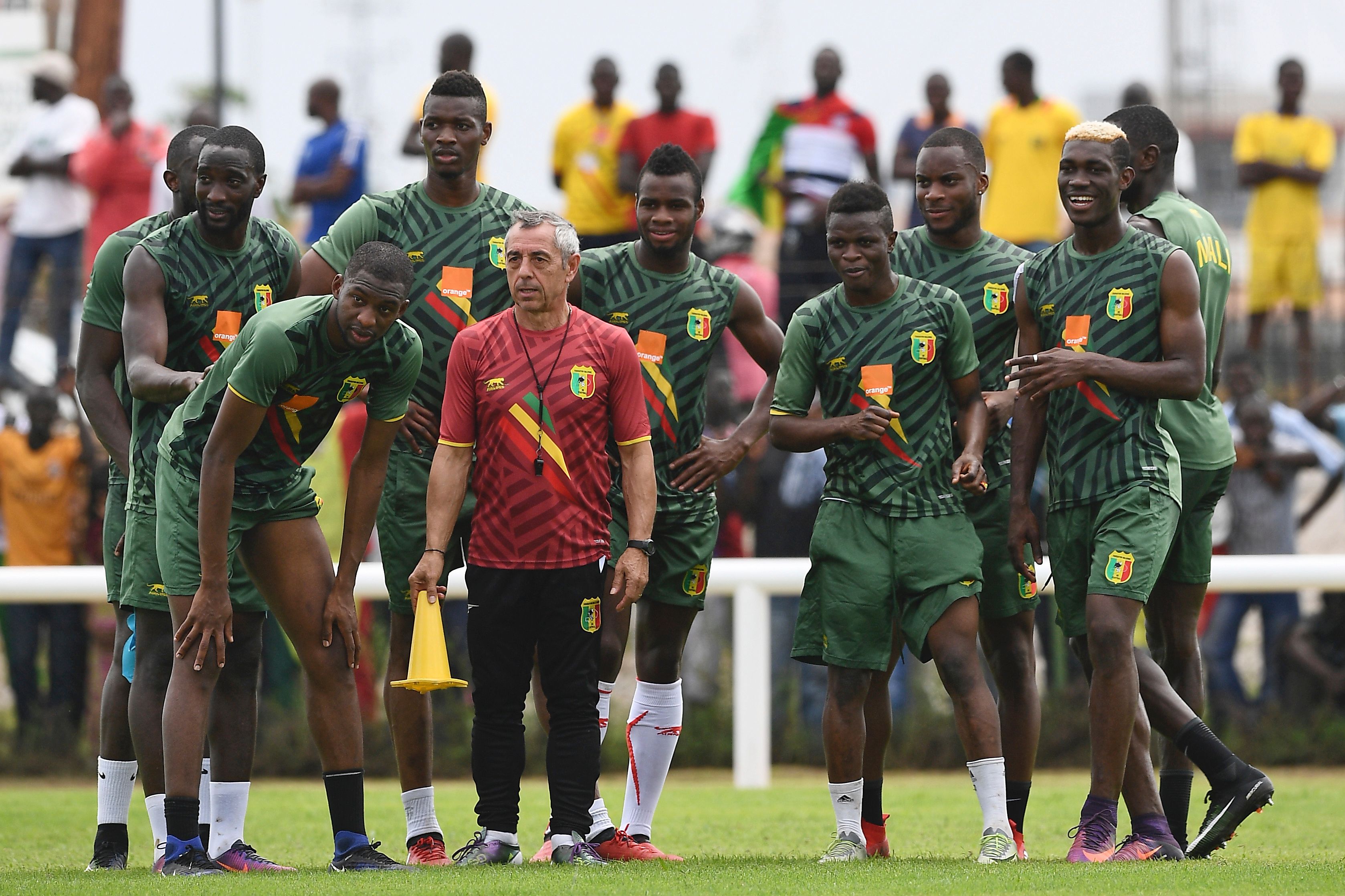 بالصور.. منتخب مالى يضع خطة الاستعداد للفراعنة فى التدريب الرئيسى - اليوم السابع
