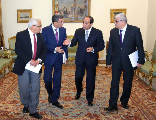الرئيس السيسى مع رؤساء تحرير الصحف