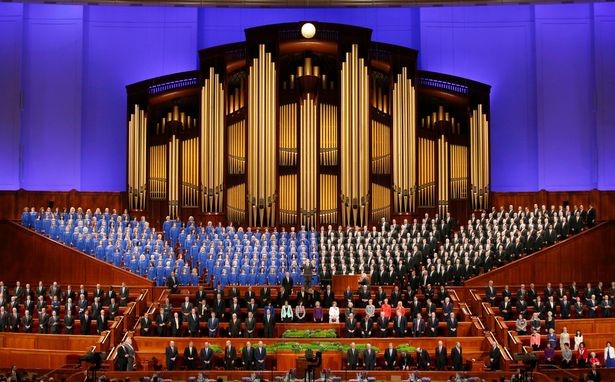 الأوركستراMormon Tabernacle Choir من مدينة سالت ليك